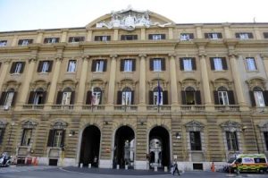 Itália - Ações fecharam o pregão em queda e o Índice Investing.com Itália 40 recuou 0,71%